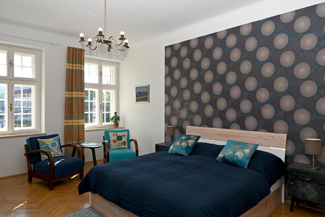 Das Karawankenplatz! Haus Der Geschenke-Carinthia Apartment Velden am Woerthersee Exterior photo